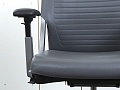 Офисное кресло руководителя  Haworth Кожа Серый Comforto 5910  (КРКС-07121)