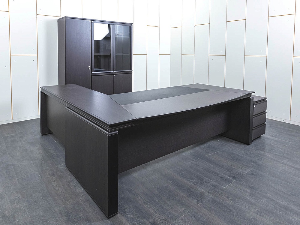 Кабинет руководителя EUR/QUARANTA  2 300х2 200х750 Шпон Венге   (КРЕ-28121)