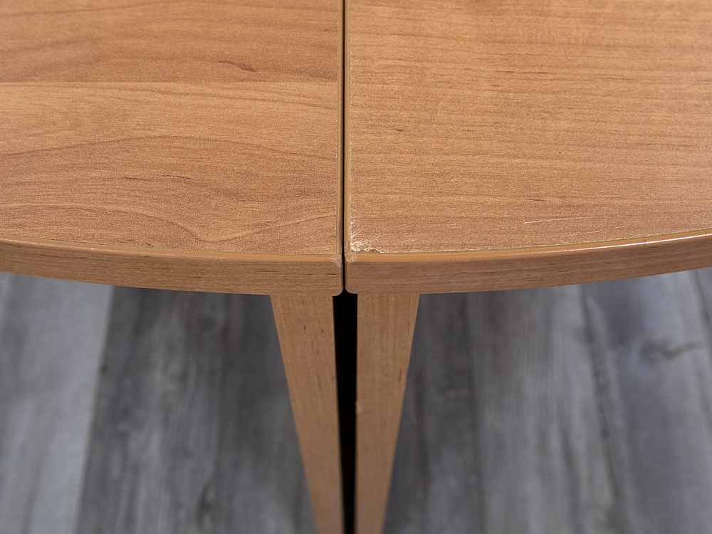 Офисный стол для переговоров  1 400х1 400х750 ЛДСП Ольха   (СГКЛ-24104)