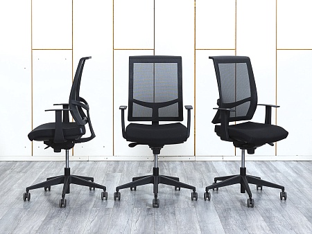 Офисное кресло для персонала  Narbutas Сетка Черный Eva.II  (КПСЧ-16044)