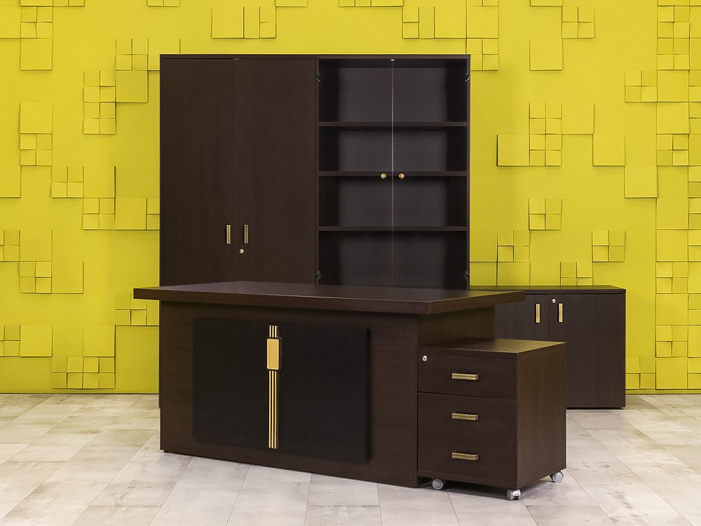 Кабинет руководителя  ЛДСП Венге Россия  КРЕ-23045