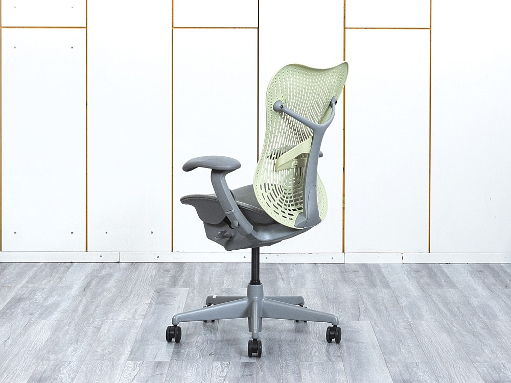Офисное кресло руководителя  Herman Miller Сетка Зеленый   (КРСЗ-17113)