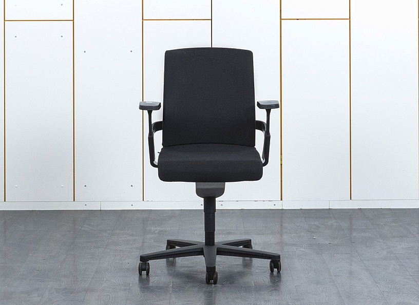 Офисное кресло руководителя  Wilkhahn  Сетка Черный ON  (КРТЧ-23111)