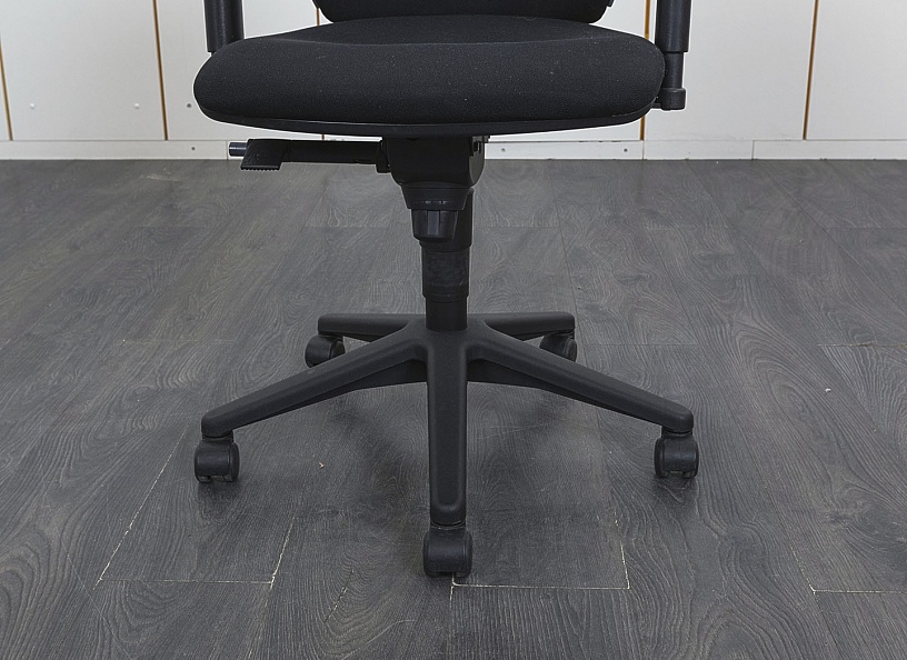 Офисное кресло для персонала   Ткань Черный   (КПТЧ1-04111)