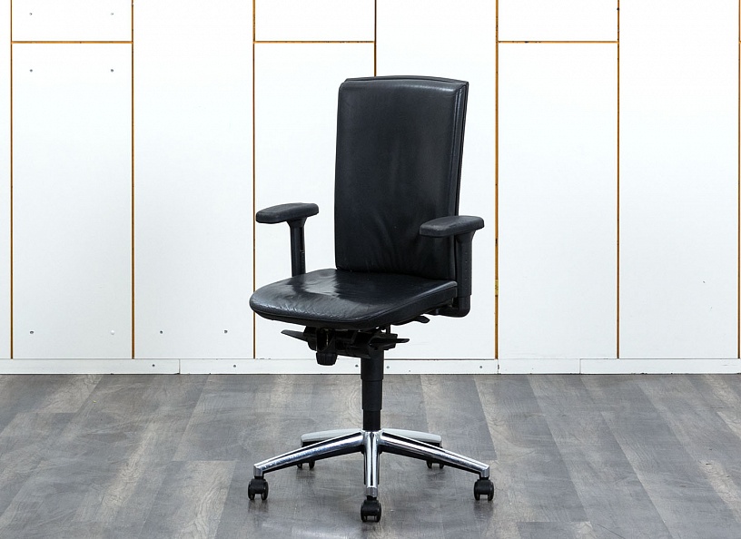 Офисное кресло руководителя  KÖNIG-NEURATH Кожа Черный TENSA  (КРКЧ-06023)