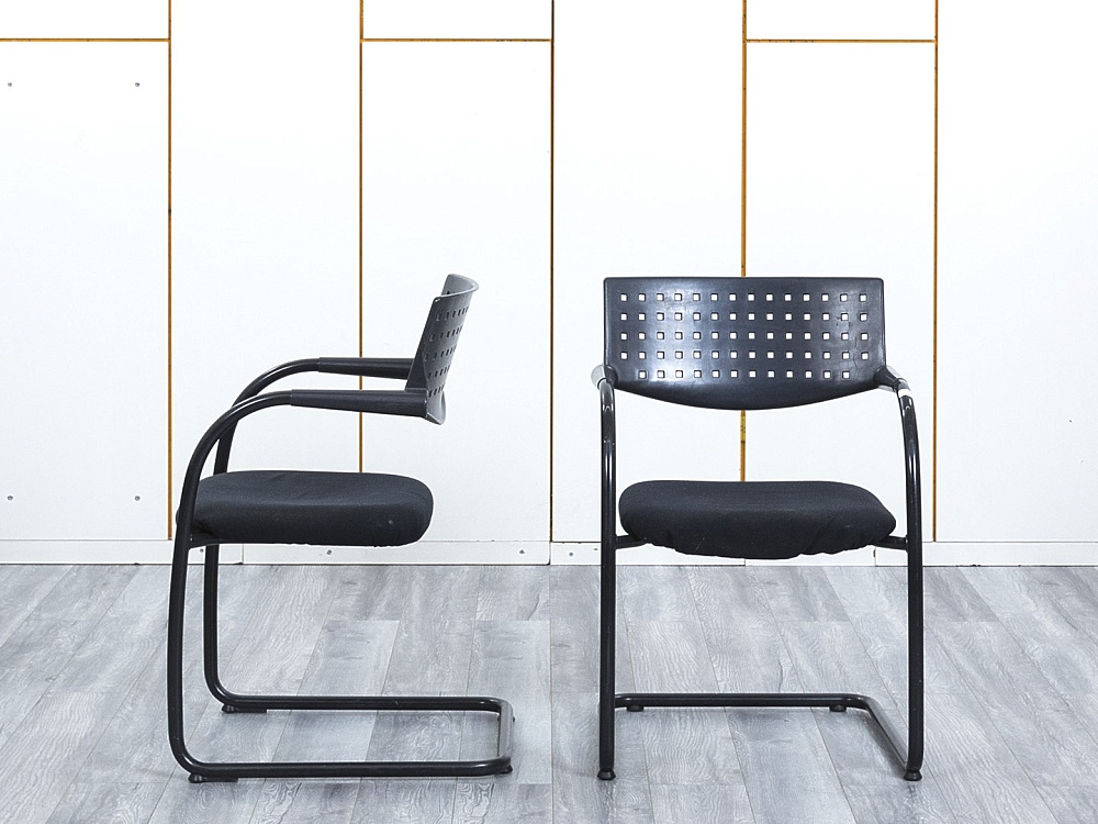 Конференц кресло для переговорной  Черный Ткань VITRA VISAVIS 2  (КДТЧ1-28113)