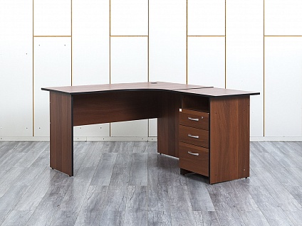Комплект офисной мебели стол с тумбой  1 350х930х750 ЛДСП Вишня   (СПУШКп-22034уц)