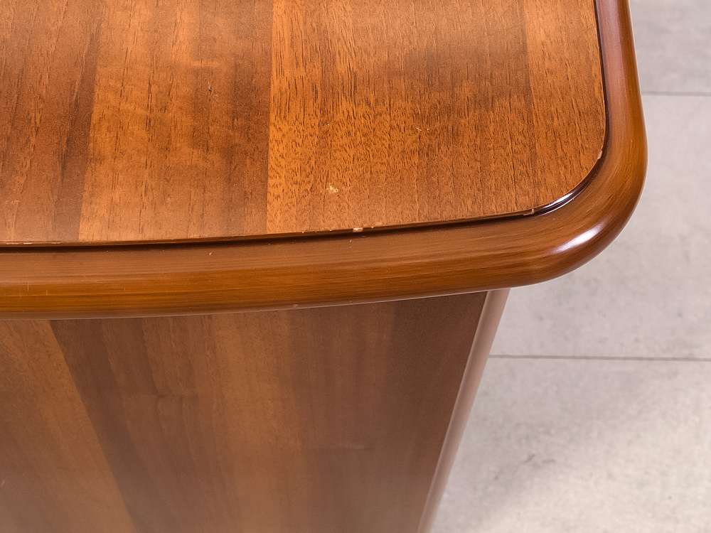 Тумба греденция  GOODFURNITURE CANNES 1250х540х655 МДФ Орех   Италия_ГРХ-141124