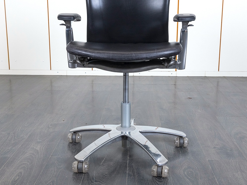 Офисное кресло руководителя  Walter Knoll Кожа Черный   (КРКЧ-19100)