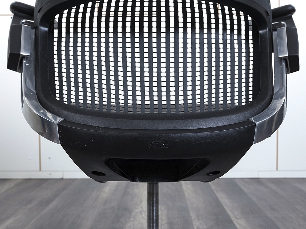 Офисное кресло руководителя  Knoll Ткань Черный Generation  (КРТЧ-21092)