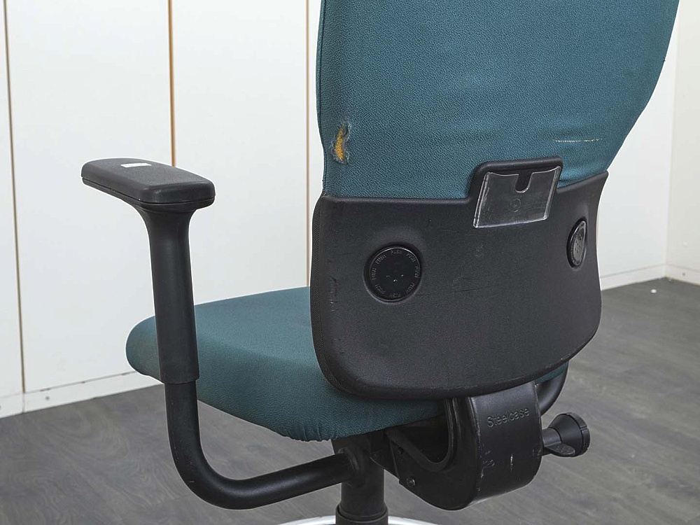 Офисное кресло руководителя  SteelCase Ткань Зеленый   (КРТЗ-17081)