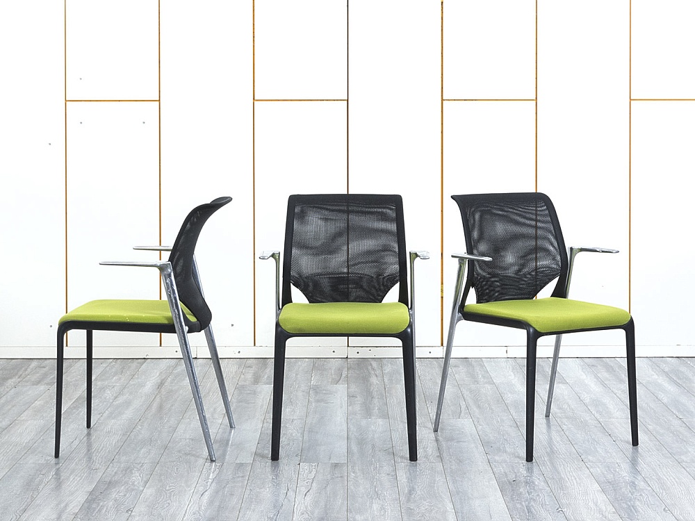 Конференц кресло для переговорной  Зеленый Сетка VITRA MedaSlim  (УНСЗ-23074)