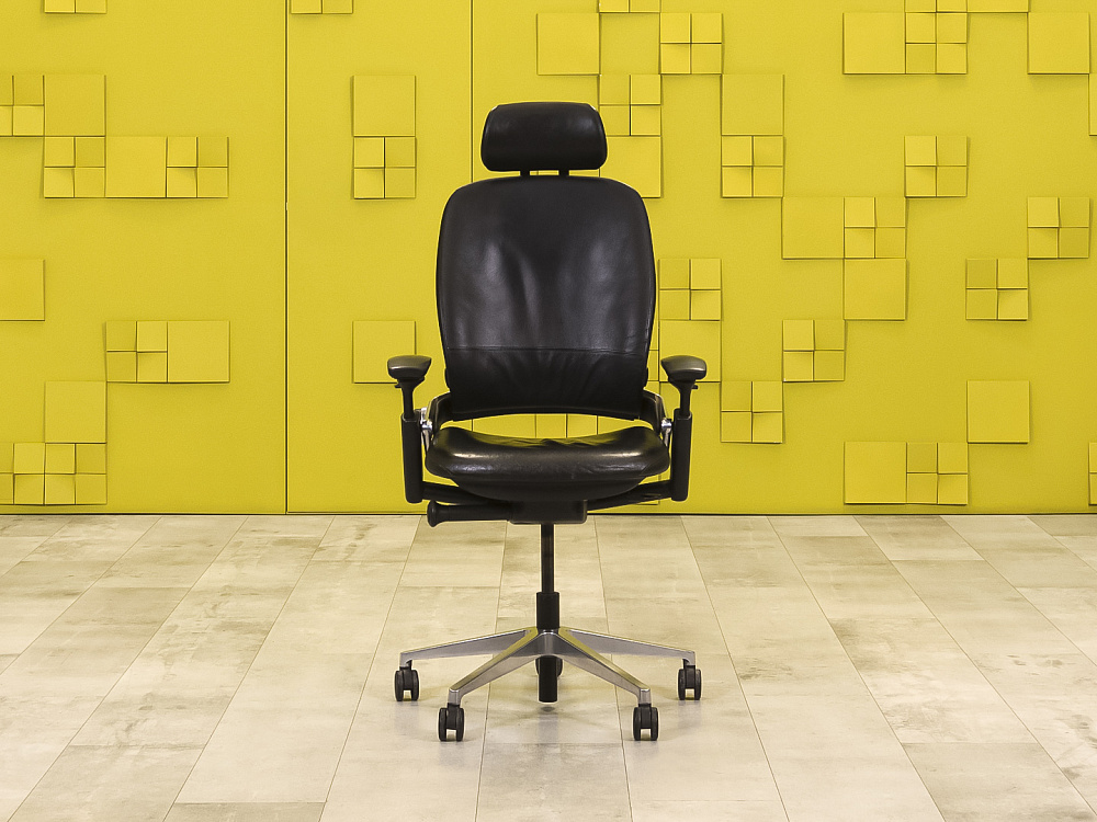 Офисное кресло руководителя на колесах Leap V2 Steelcase Кожа Чёрный Франция  КРКЧ-23066