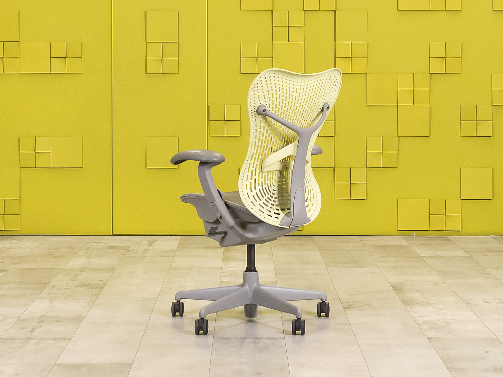 Офисное кресло руководителя на колесах Mirra 1 Herman Miller Сетка Серый США  КРТС1-05115