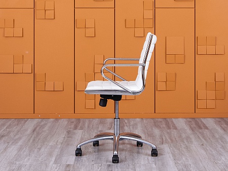 Офисное кресло руководителя  Sitland  Кожа Белый   (КПКБ-27062)