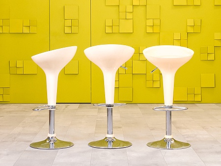 Барный стул на ножках Пластик Бежевый Импорт_УНПБ-291223