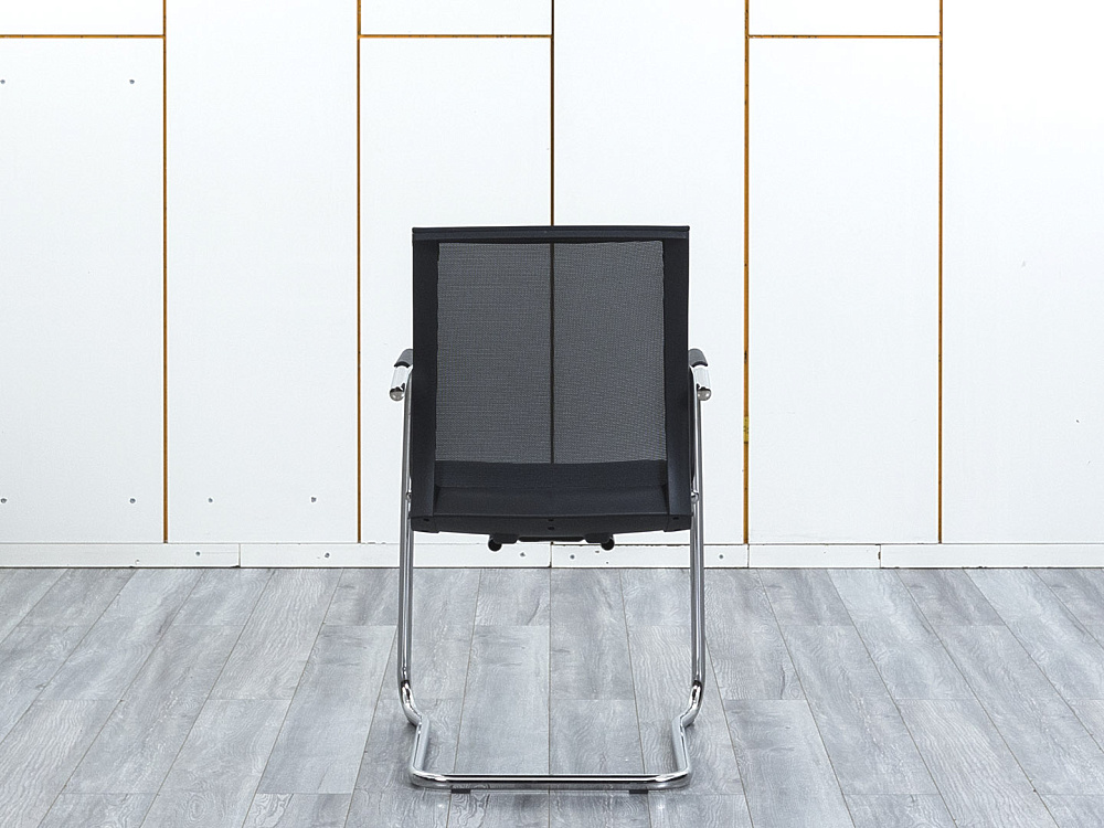 Конференц кресло для переговорной  Черный Сетка Profoffice Skin  (УДСЧ-01044)