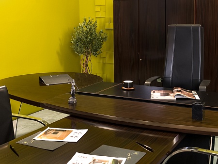 Кабинет руководителя Flute ORA Шпон Орех Италия_КРХ-040423