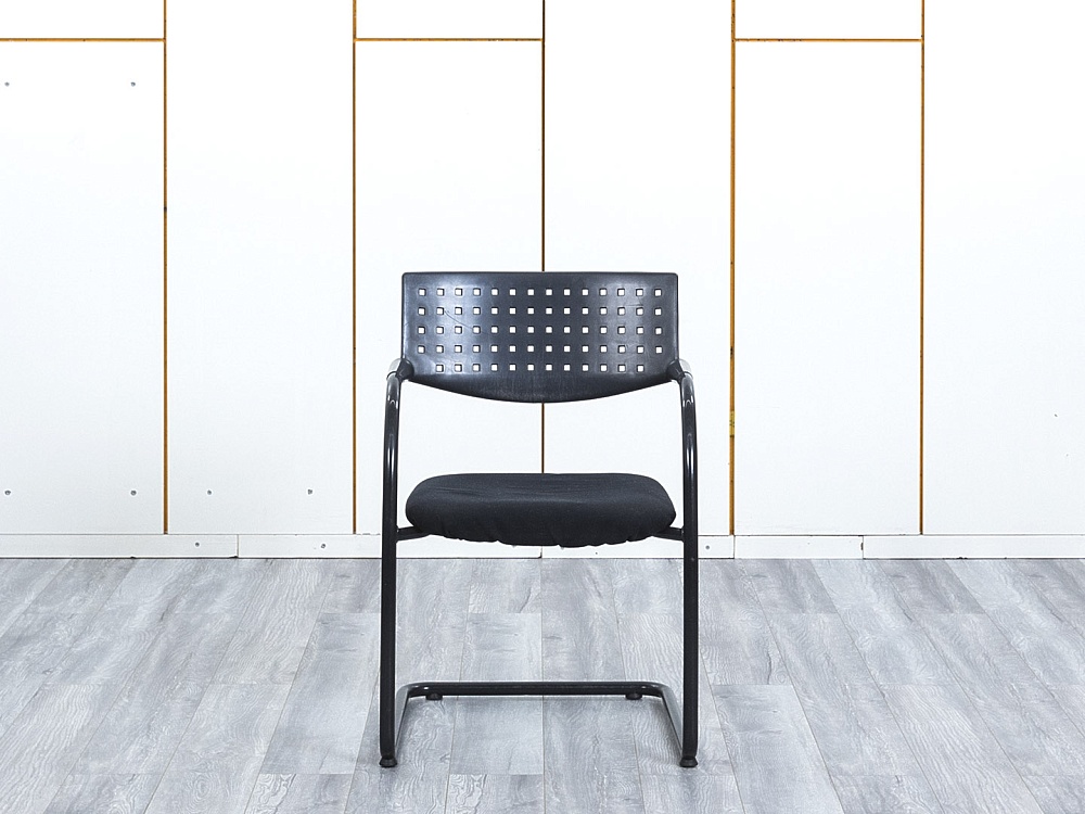 Конференц кресло для переговорной  Черный Ткань VITRA VISAVIS 2  (КДТЧ1-28113)