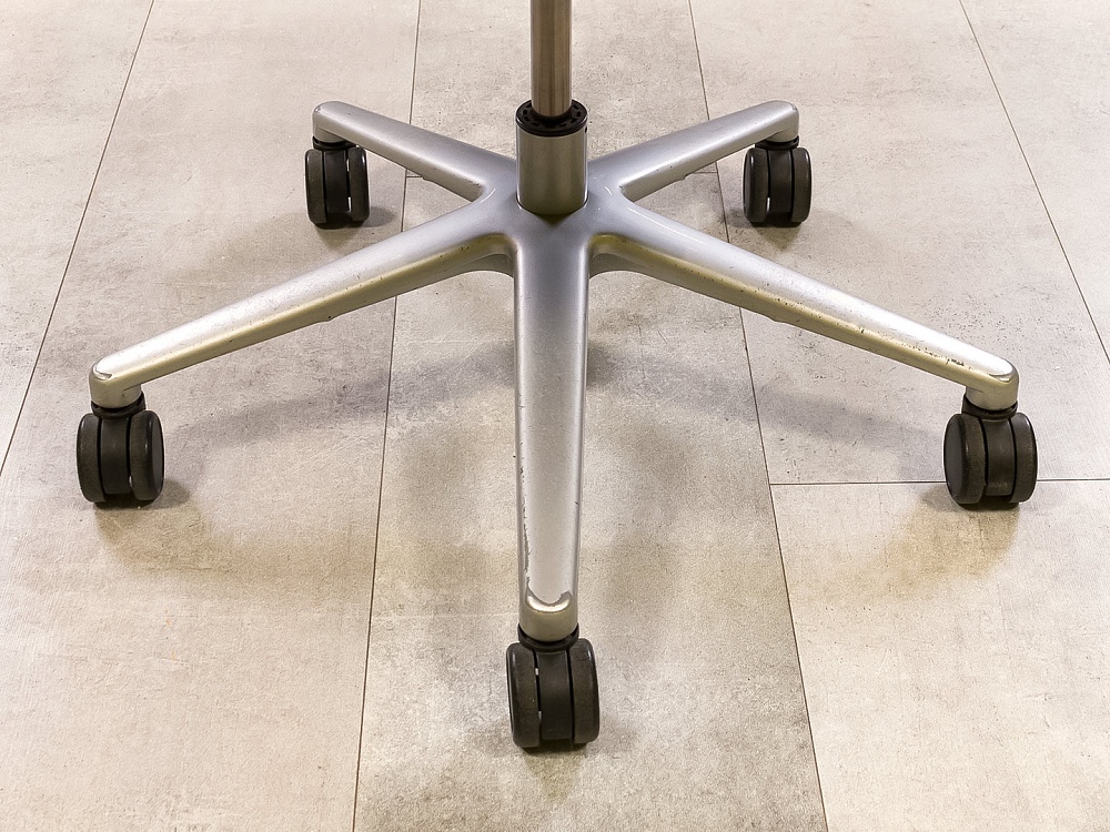 Офисное кресло руководителя на колесах MADERA B Sitland Кожа Орех; Чёрный Италия_КРКЧ-281123