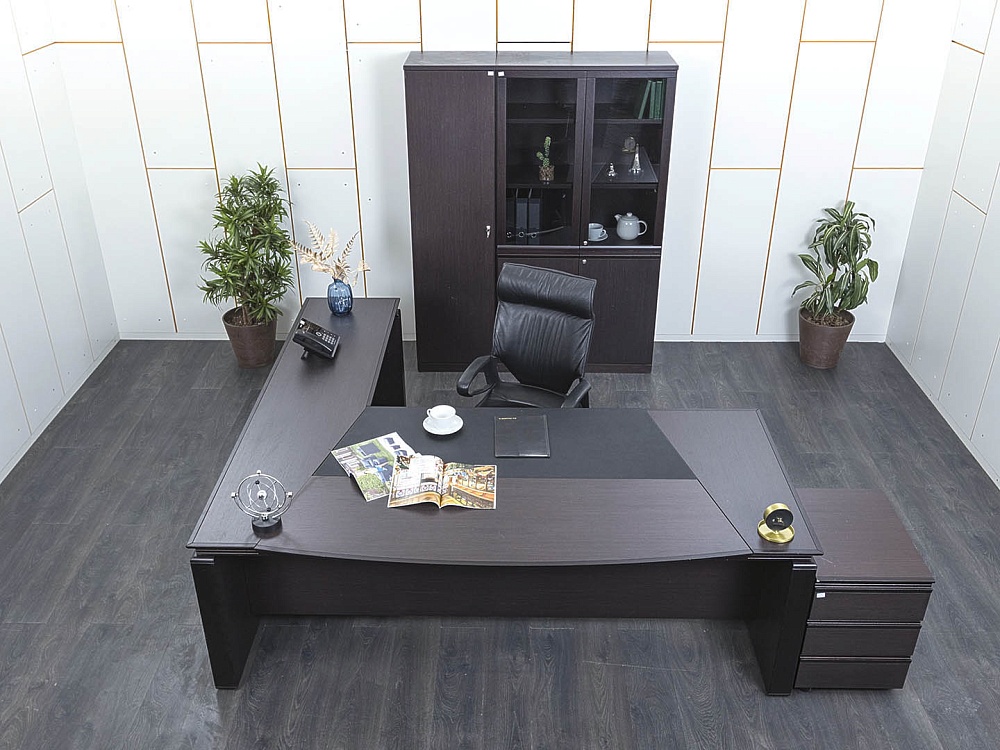 Кабинет руководителя EUR/QUARANTA  2 300х2 200х750 Шпон Венге   (КРЕ-28121)