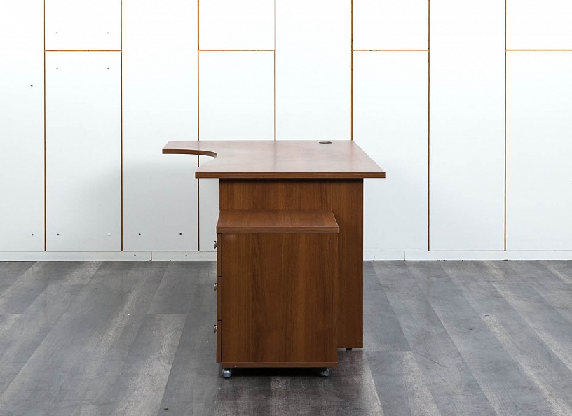 Комплект офисной мебели стол с тумбой  1 600х1 000х750 ЛДСП Вишня   (СПУШК1л-13013)