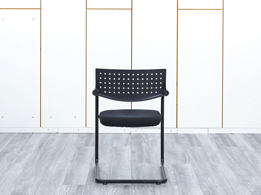 Конференц кресло для переговорной  Черный Ткань VITRA VISAVIS 2  (КДТЧ1-28113)
