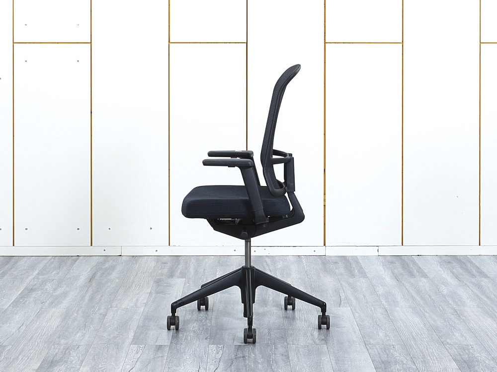 Офисное кресло для персонала  VITRA Ткань Черный   (КПСЧ-01123)