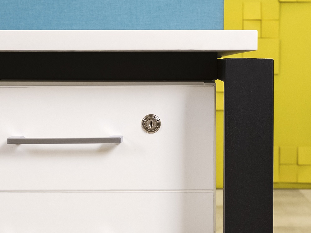 Комплект офисной мебели стол с тумбой        ГКБ-30036