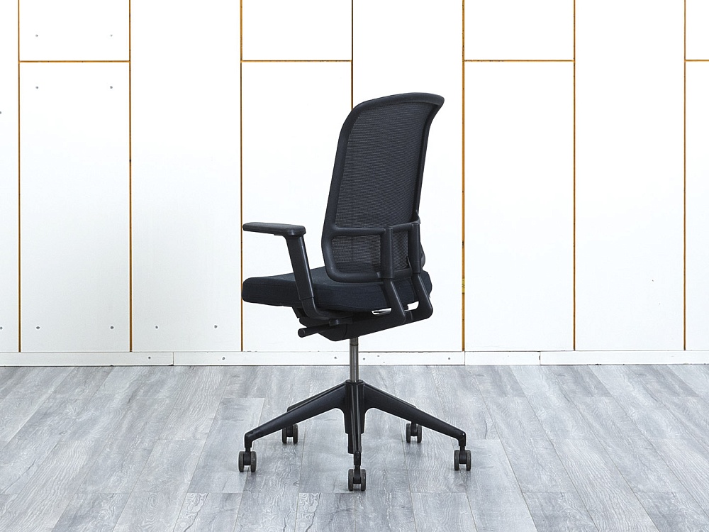 Офисное кресло для персонала  VITRA Ткань Черный   (КПСЧ-01123)