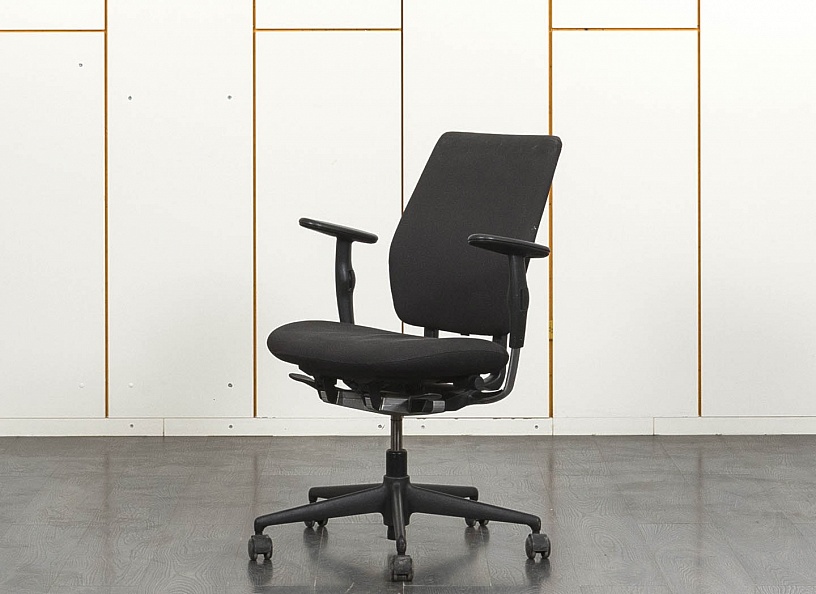 Офисное кресло для персонала  VITRA Ткань Черный   (КПТЧ3-12041)