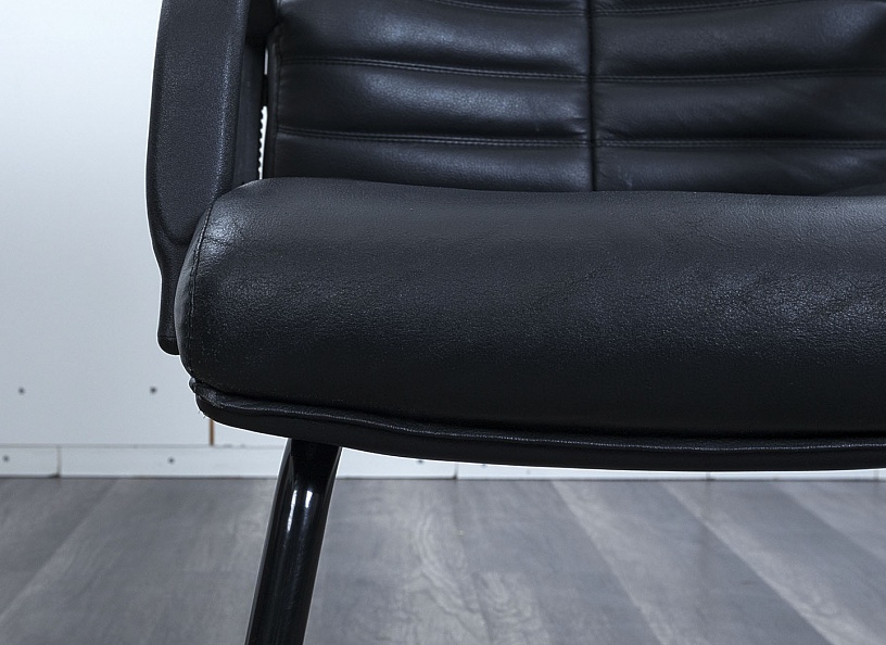 Конференц кресло для переговорной  Черный Кожзам    (УДКЧ-30053)