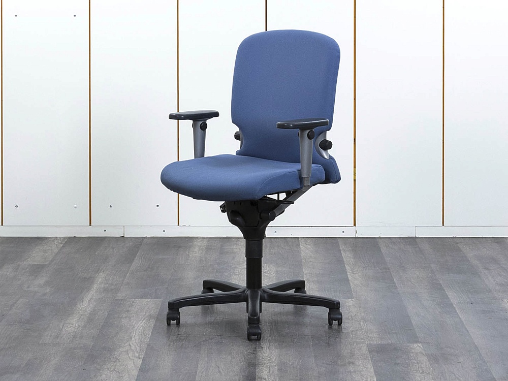 Офисное кресло для персонала  Haworth Ткань Синий Comforto  (КПТН-09112)