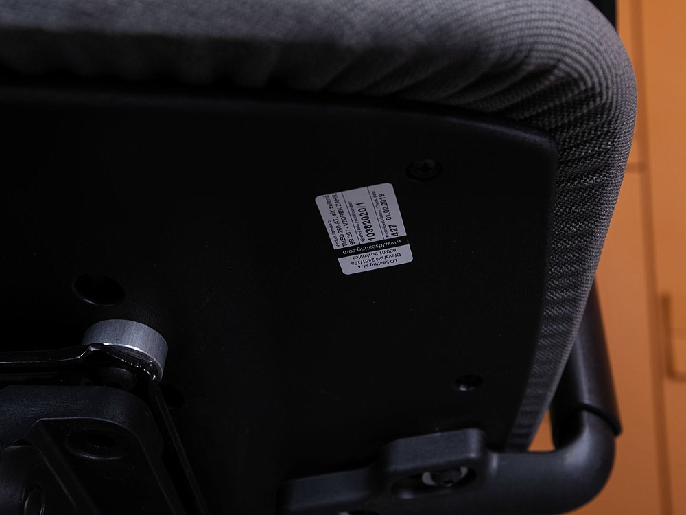 Офисное кресло для персонала  LD Seating Ткань Зеленый THEO 260-AT  (КПТЗ-27025)