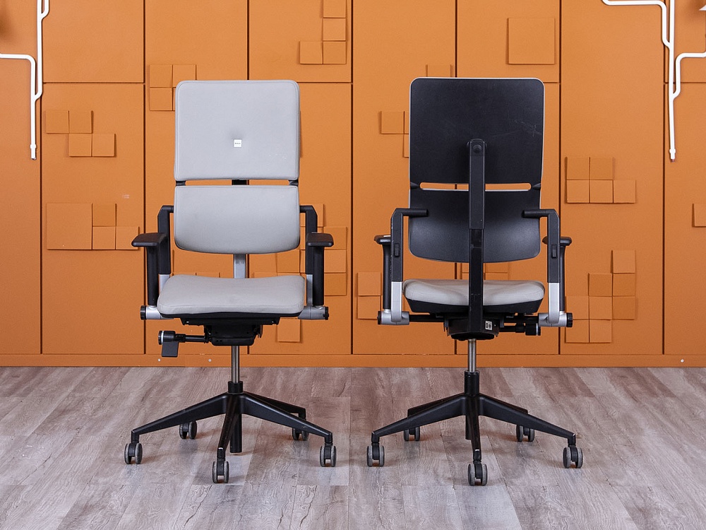 Офисное кресло руководителя  SteelCase Кожа Серый Please 2 Ergonomic  (КРКС-21015)