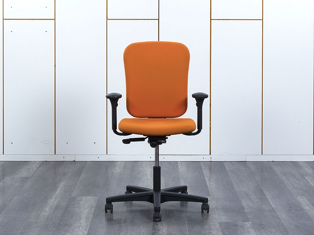 Офисное кресло для персонала  Ahrend Ткань Оранжевый   (КПТО-20053)