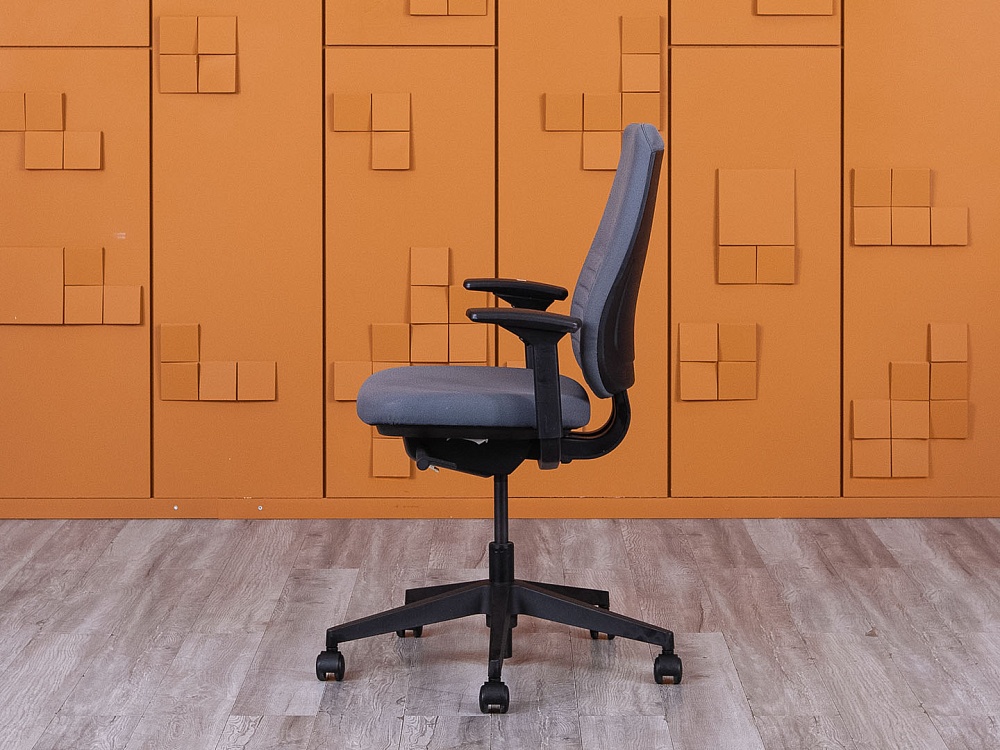 Офисное кресло для персонала  SteelCase Ткань Серый   (КПТС-25123)