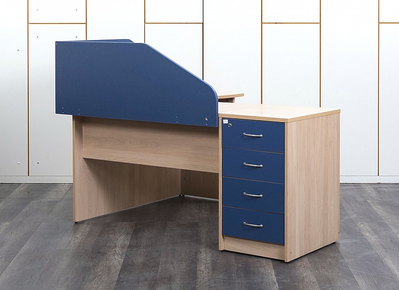Комплект офисной мебели стол с тумбой  1 635х1 200х1 130 ЛДСП Бук   (СПУВКп-08102)