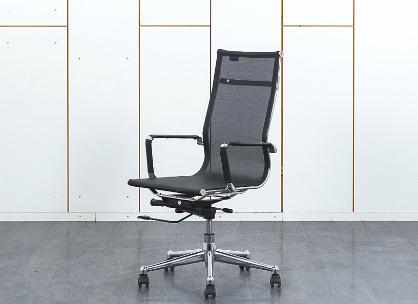 Офисное кресло руководителя   Ткань Черный   (КРТЧ5-06121)
