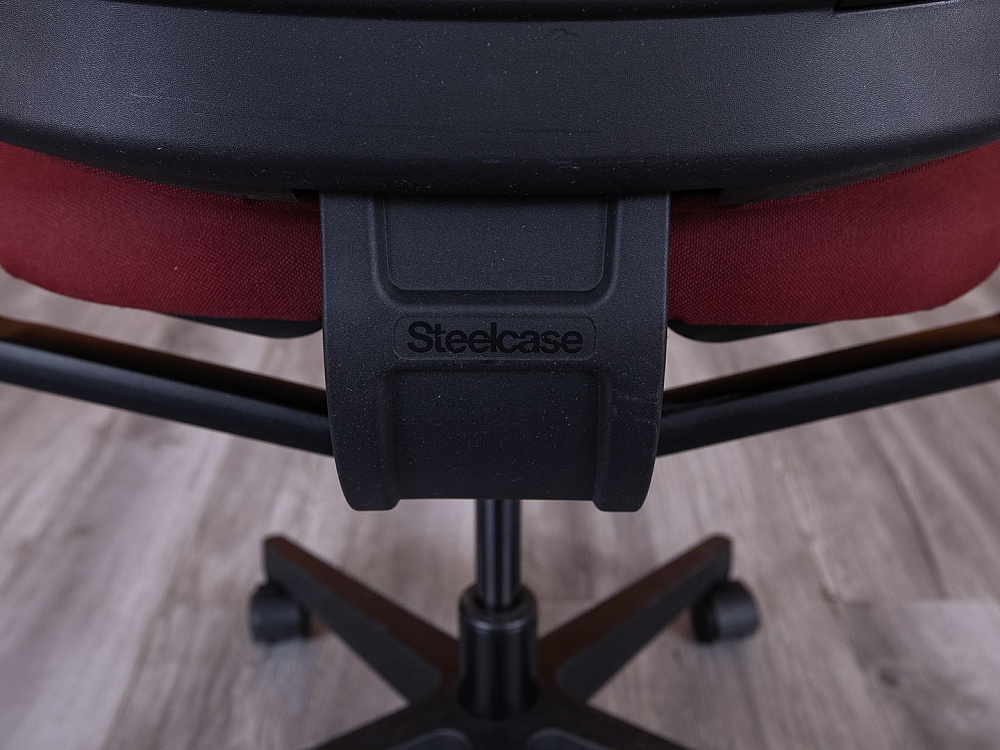 Офисное кресло для персонала  SteelCase Ткань Красный   (КПТК-30045)