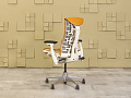 Офисное кресло руководителя на колесах Embody Herman Miller Кожа Оранжевый США  КРКО-29125