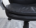 Купить Офисное кресло руководителя   Кожзам Черный   (КРКЧ-30113)