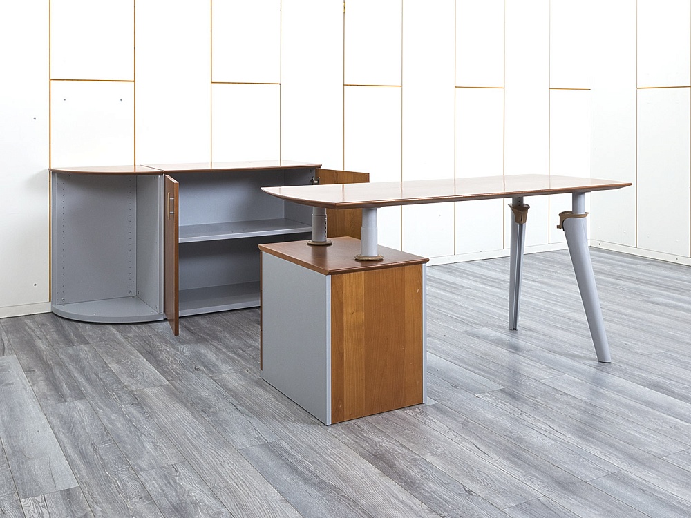 Стол для руководителя Codutti 1 600х600х760 МДФ Орех Master Point  (СРПХк-03054)