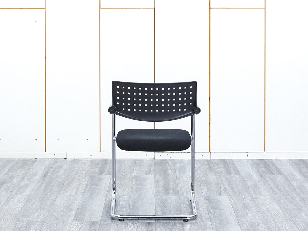 Конференц кресло для переговорной  Черный Ткань VITRA VISAVIS  (КДТЧ-28113)