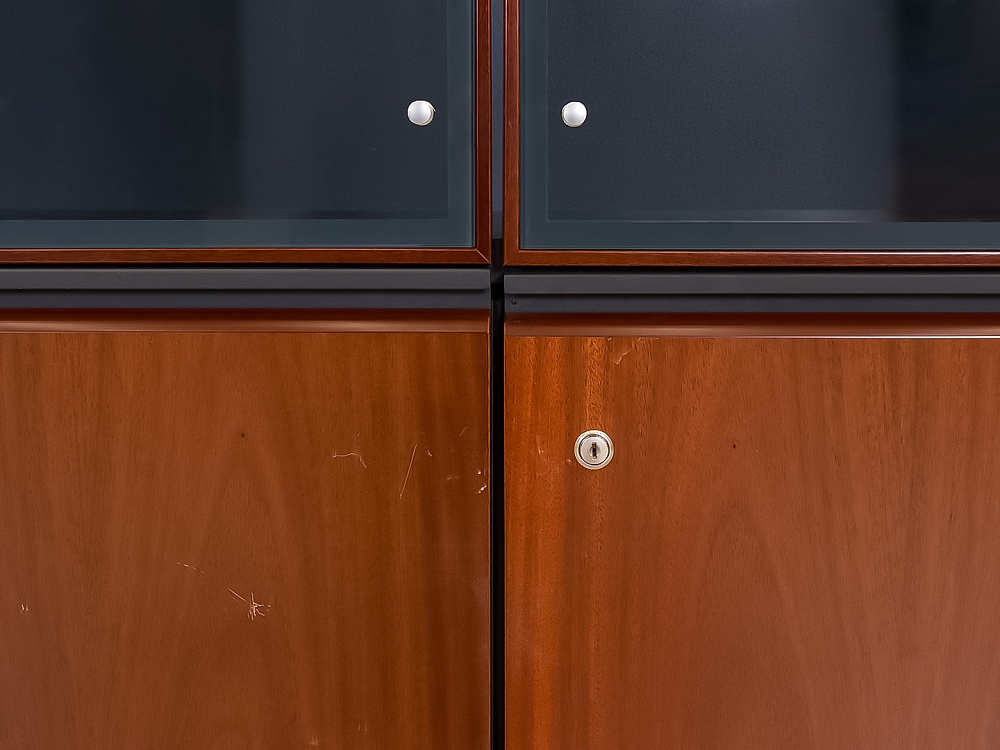 Кабинет руководителя ORA Массив Орех Италия