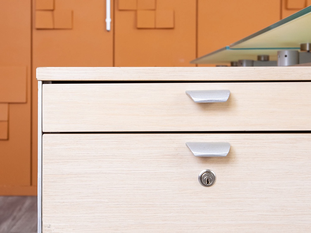 Стол для руководителя  1 900х1 960х720 ЛДСП Серый   (СРУС-26094)