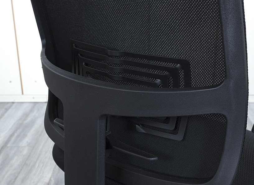 Офисное кресло для персонала  Haworth Сетка Черный Comforto 29  (КПСЧ-16054)