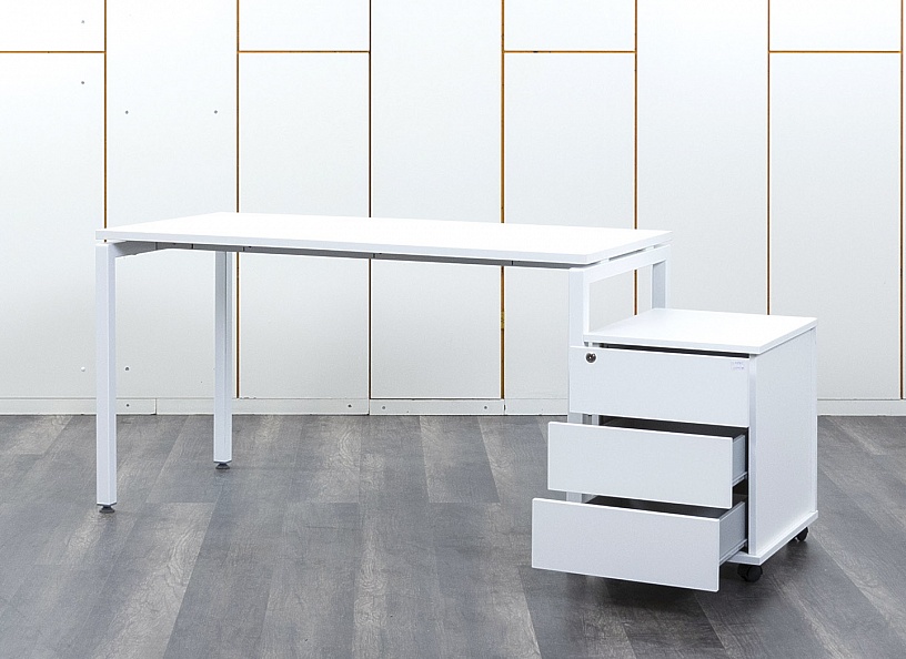 Комплект офисной мебели стол с тумбой TOUR  1 400х700х760 ЛДСП Белый Light  (СППБК-13042)