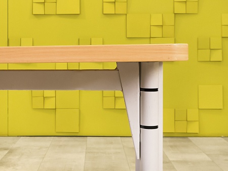 Офисный стол эргономичный Steelcase 1400x900 ЛДСП Бук Германия_СПЭВ2-260923