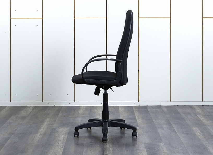 Офисное кресло руководителя   Ткань Черный   (КРТЧ-29122)